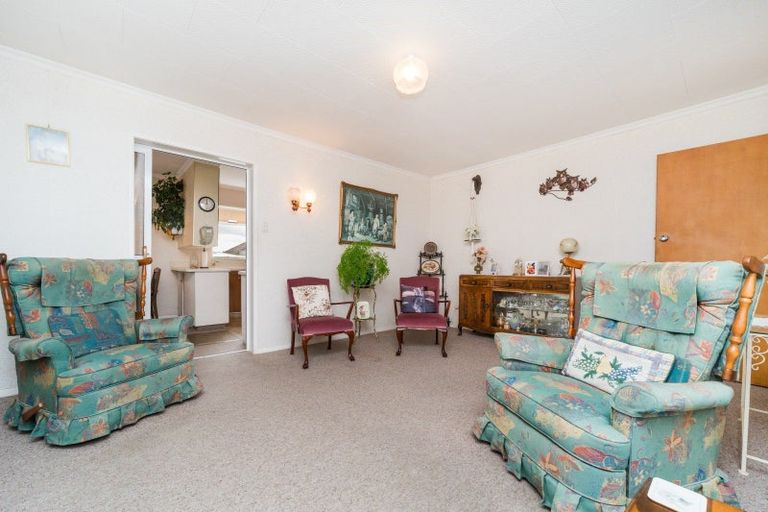 Photo of property in 21 Gloucester Street, Takaro, Palmerston North, 4412