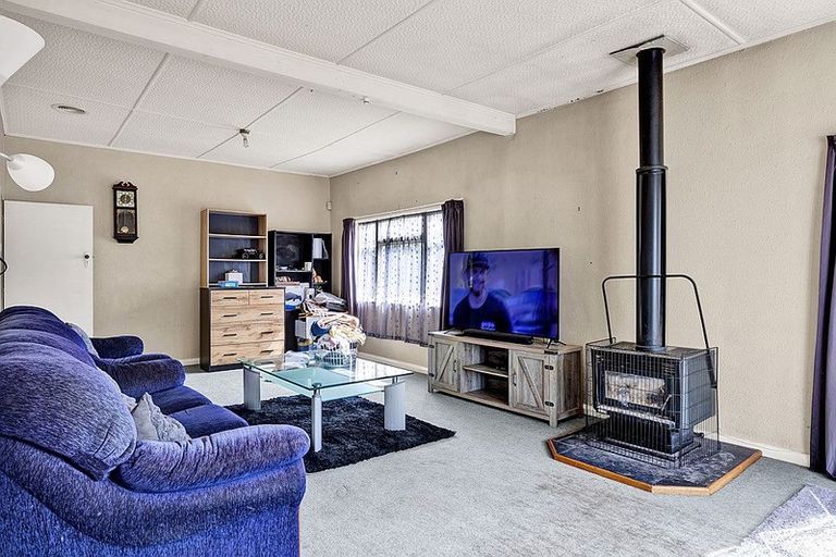 Photo of property in 15 Atkinson Street, Normanby, Hawera, 4614