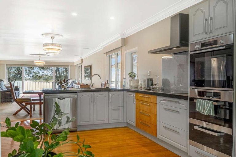 Photo of property in 13 Muriwai Drive, Whakatane, 3120