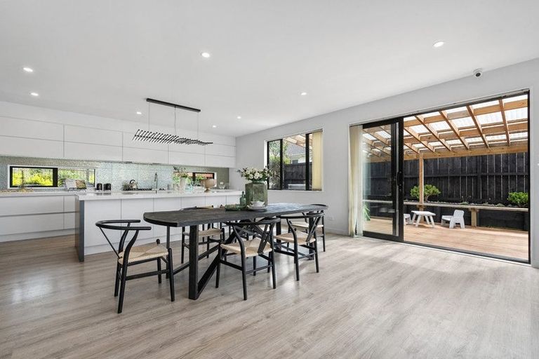 Photo of property in 13 Jack Hawken Lane, Silverdale, 0932