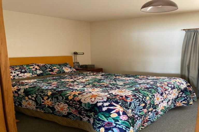 Photo of property in 8/9 Wilkinson Street, Oriental Bay, Wellington, 6011