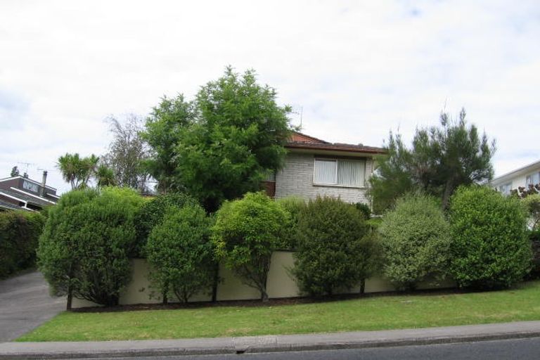 Photo of property in 2/36 Glamorgan Drive, Torbay, Auckland, 0630