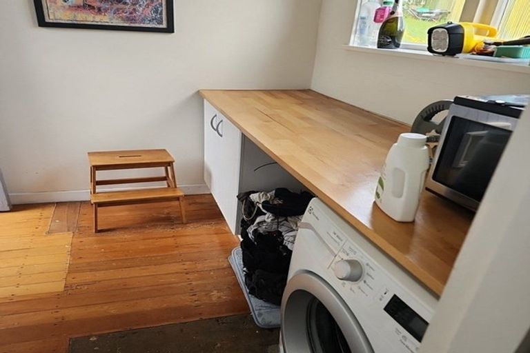 Photo of property in 83 Sunshine Avenue, Karori, Wellington, 6012