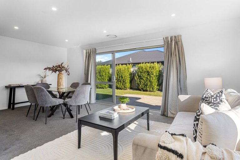 Photo of property in 16 Longcot Drive, Rolleston, 7615