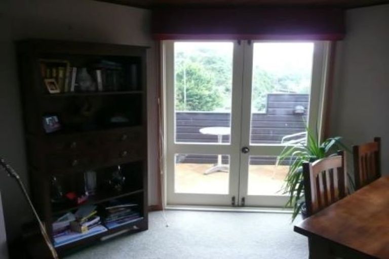 Photo of property in 6a Woodford Way, Crofton Downs, Wellington, 6035