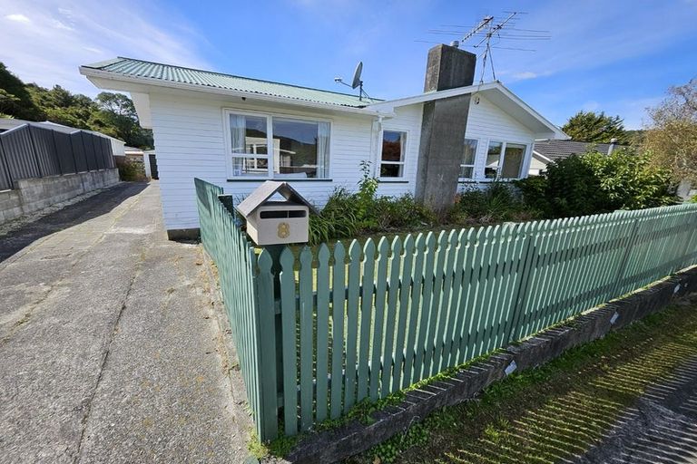 Photo of property in 8 Kaponga Street, Wainuiomata, Lower Hutt, 5014