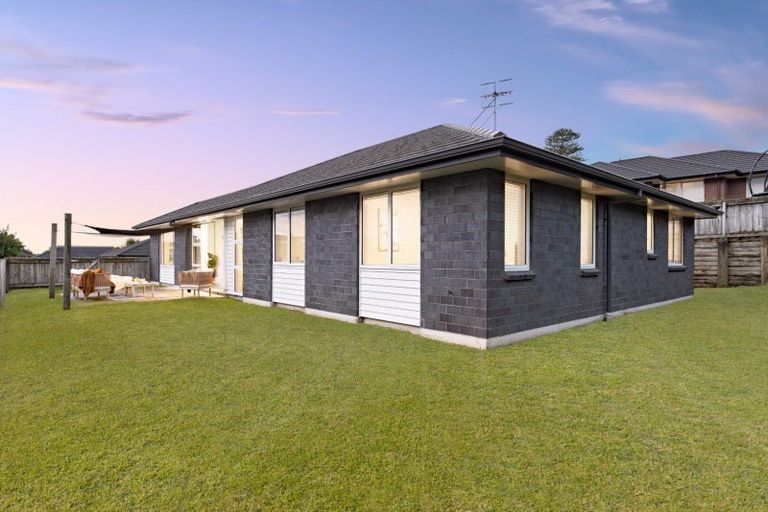 Photo of property in 121 Condor Drive, Pyes Pa, Tauranga, 3112