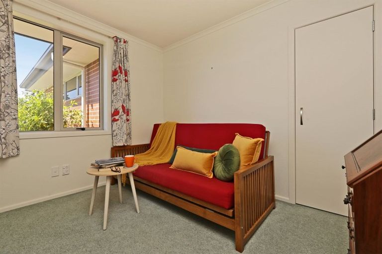 Photo of property in 85a Napier Road, Havelock North, 4130