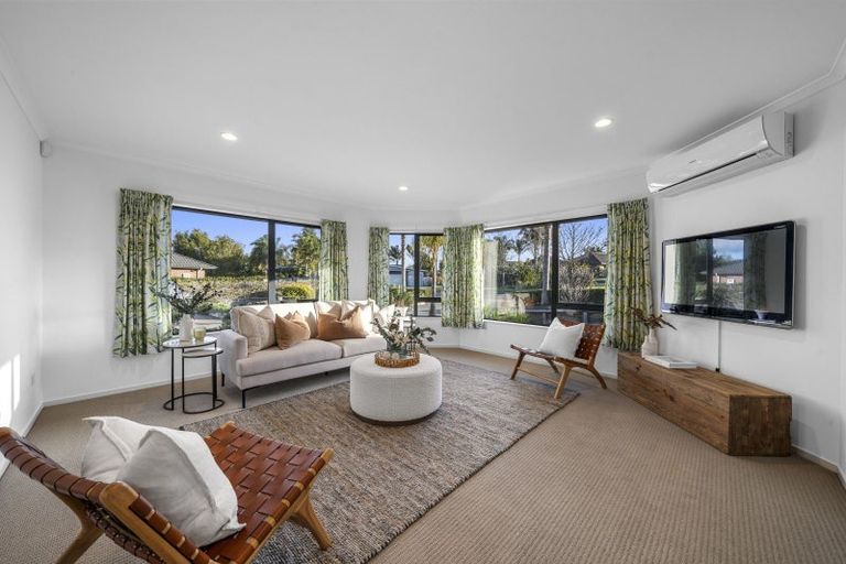 Photo of property in 62 Lough Bourne Drive, Pukekohe, 2120