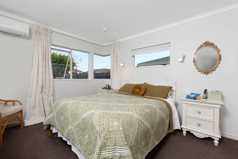 Photo of property in 10 Azalea Dell, Mount Maunganui, 3116