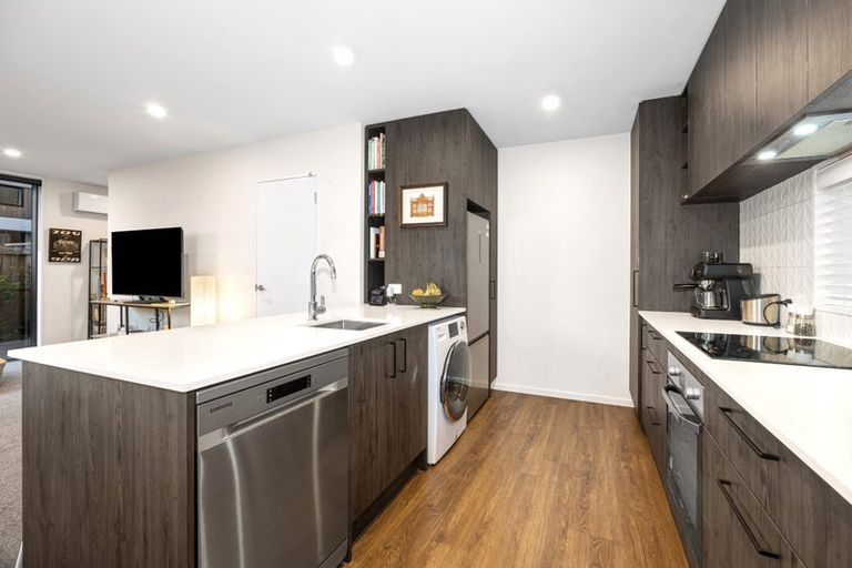 Photo of property in 1/329 Lincoln Road, Addington, Christchurch, 8024