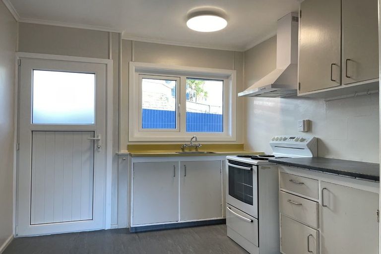 Photo of property in 35 Dunns Street, Silverstream, Upper Hutt, 5019