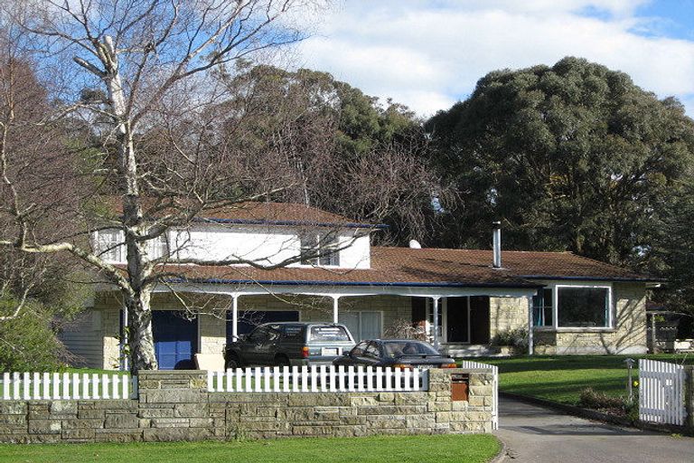 Photo of property in 37 Wanganui Road, Marton, 4710