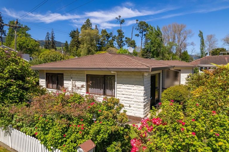 Photo of property in 10 Hobhouse Street, Stoke, Nelson, 7011