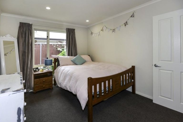 Photo of property in 12 Six Silvers Avenue, Halswell, Christchurch, 8025