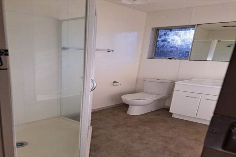 Photo of property in 11 Mcshane Street, Pukekohe, 2120