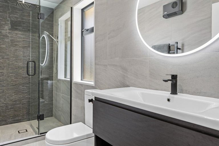 Photo of property in 12 Goldie Drive, Rangiora, 7400