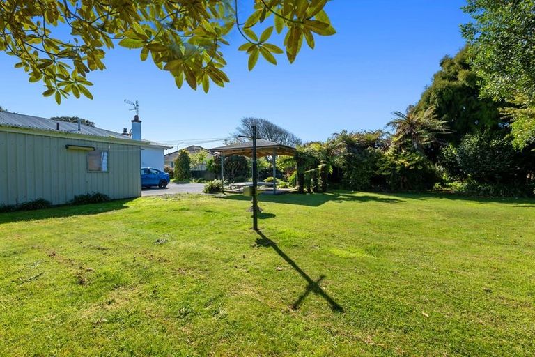 Photo of property in 355 High Street, Hawera, 4610