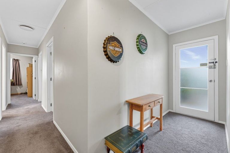 Photo of property in 34 Ronberg Street, Highbury, Palmerston North, 4412