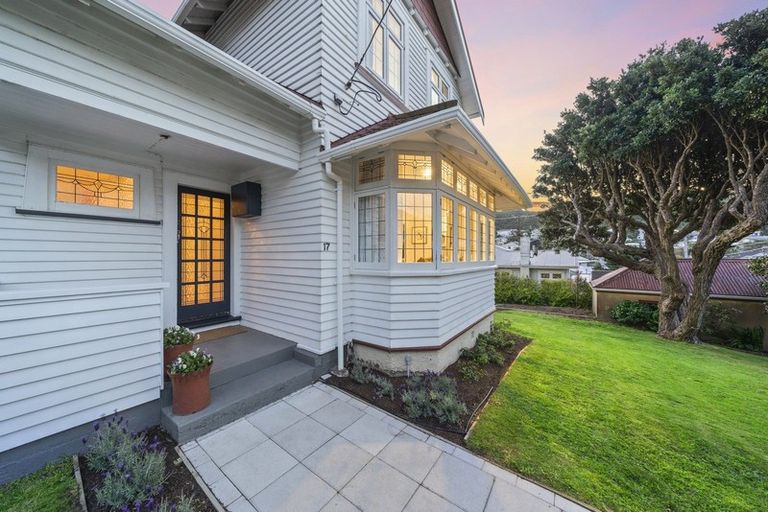 Photo of property in 17 Tamar Street, Island Bay, Wellington, 6023