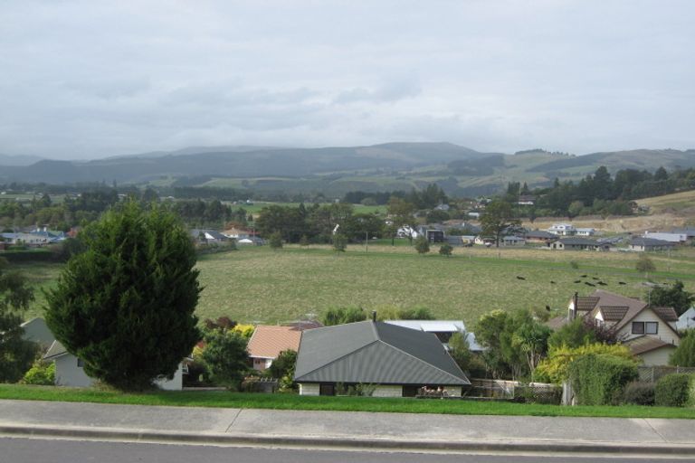 Photo of property in 16 Joe Brown Avenue, Mosgiel, 9024