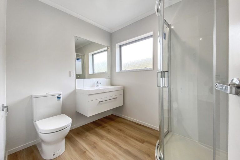 Photo of property in 147 Amesbury Drive, Churton Park, Wellington, 6037