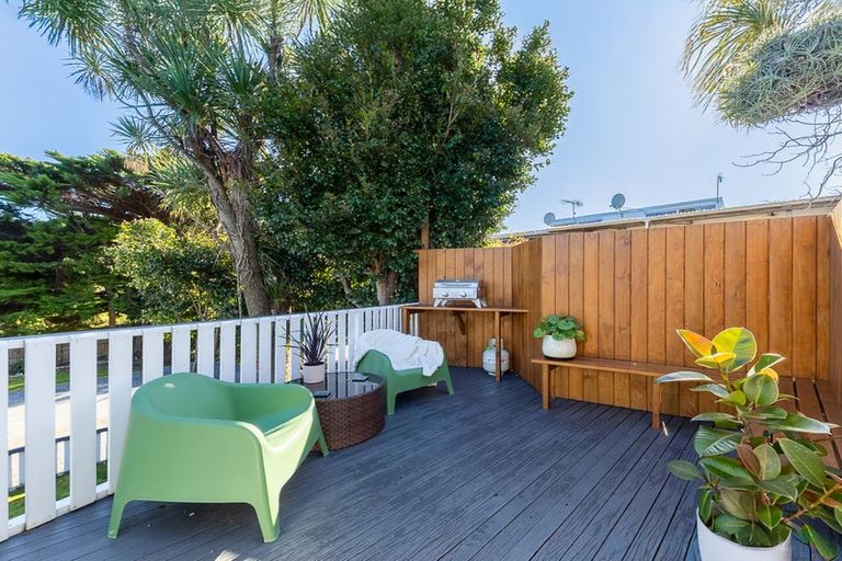 Photo of property in 99a Ruahine Street, Paraparaumu, 5032