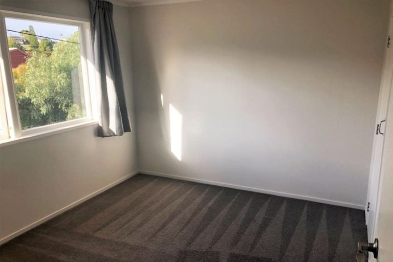 Photo of property in 54 Stanley Road, Glenfield, Auckland, 0629