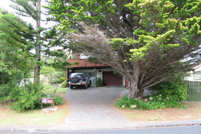 Photo of property in 90 Stredwick Drive, Torbay, Auckland, 0630