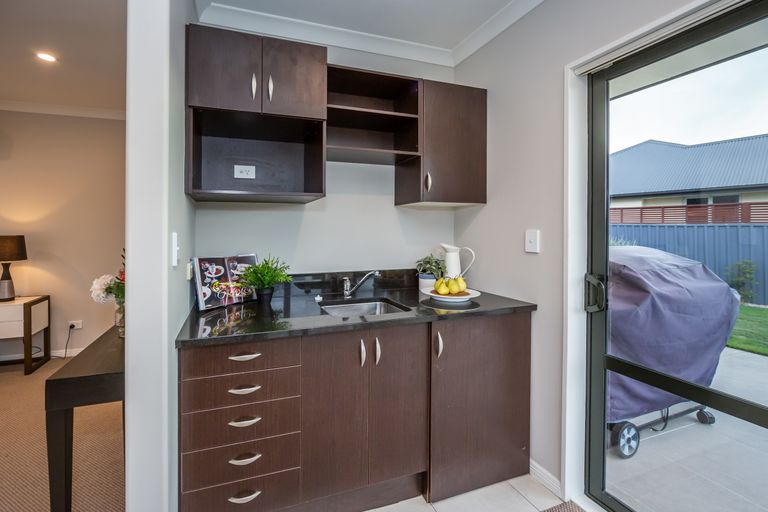 Photo of property in 5 Ruby Avenue, Northwood, Christchurch, 8051