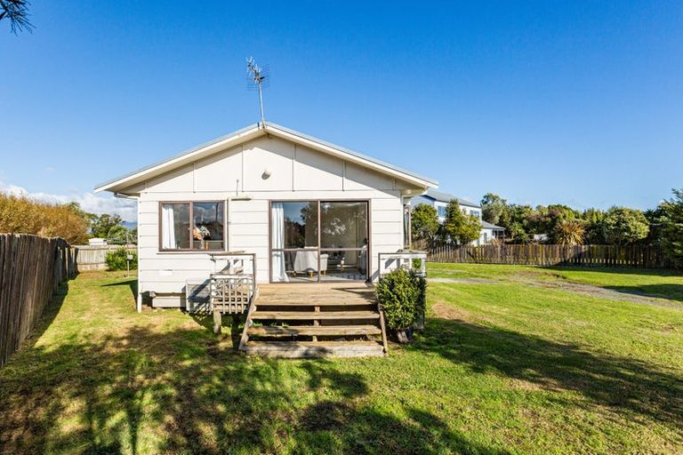 Photo of property in 10 Campbell Avenue, Paraparaumu, 5032