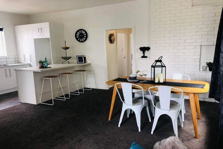 Photo of property in 329 Kihikihi Road, Te Awamutu, 3800