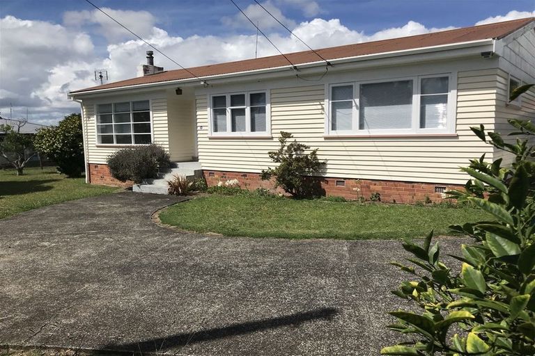 Photo of property in 16 Hooks Road, Manurewa, Auckland, 2102