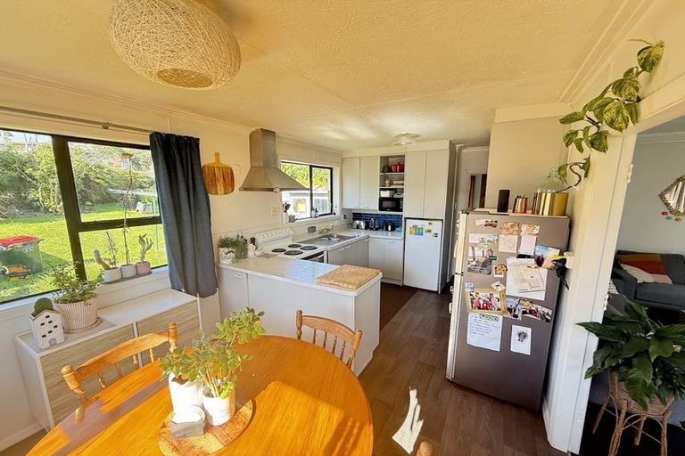 Photo of property in 39 Gilkison Street, Halfway Bush, Dunedin, 9010