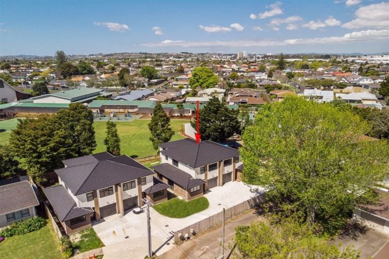 Photo of property in 8c Mahon Place, Papatoetoe, Auckland, 2025