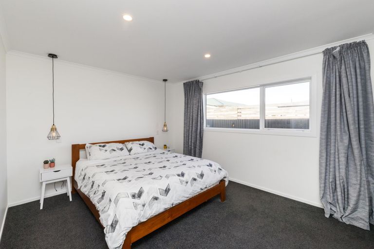 Photo of property in 34 Shamrock Street, Takaro, Palmerston North, 4412