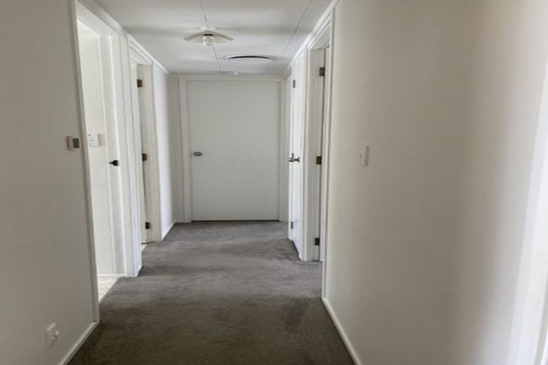 Photo of property in 25 Reynolds Road, Pukekohe, 2120