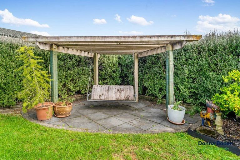 Photo of property in 14 George Crescent, Buckland, Pukekohe, 2677
