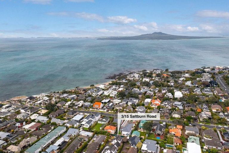 Photo of property in 3/15 Saltburn Road, Milford, Auckland, 0620