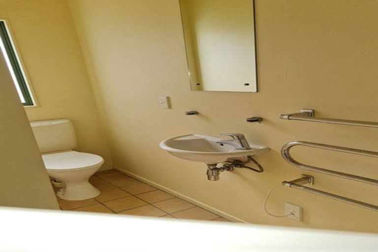 Photo of property in 2/595 Laurie Southwick Parade, Gulf Harbour, Whangaparaoa, 0930