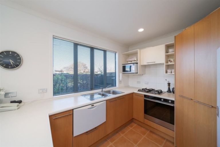 Photo of property in 9 Meadowbrook Place, Wanaka, 9305