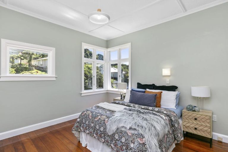 Photo of property in 59 Severn Street, Island Bay, Wellington, 6023