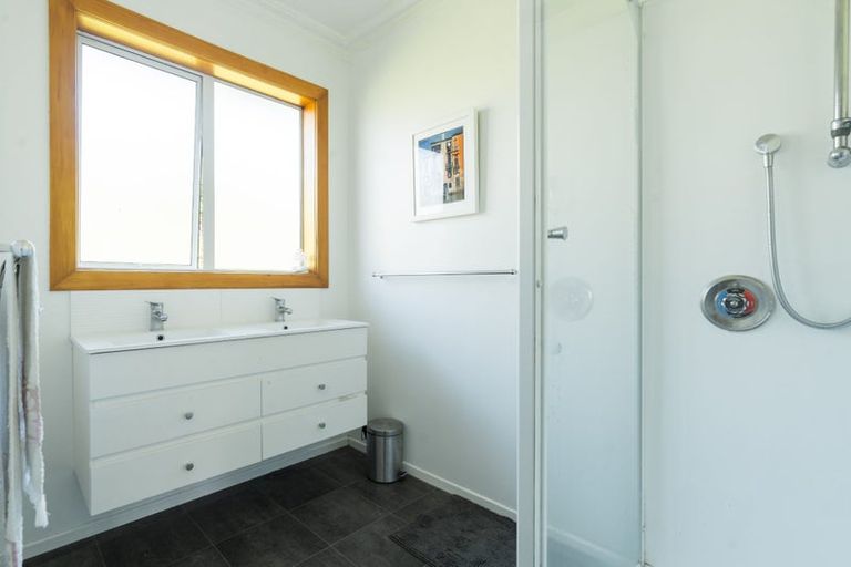 Photo of property in 17 Constitution Avenue, Milton, 9220