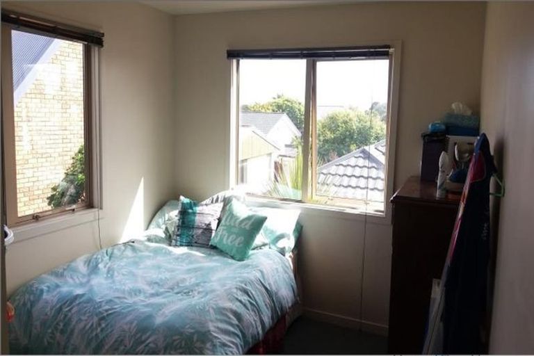 Photo of property in 2/73 Grafton Street, Waltham, Christchurch, 8011