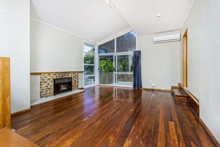 Photo of property in 29 Saffron Street, Birkdale, Auckland, 0626