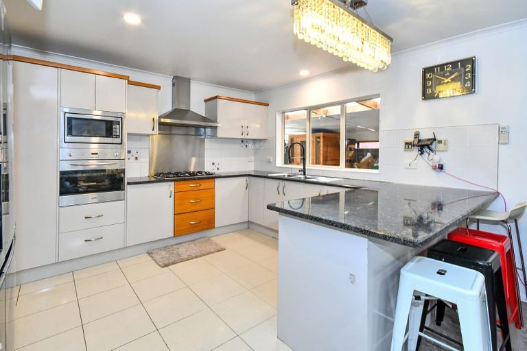 Photo of property in 362 Chapel Road, Flat Bush, Auckland, 2016