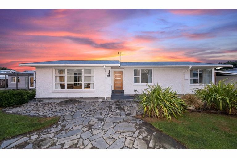 Photo of property in 6 Martell Place, Hoon Hay, Christchurch, 8025