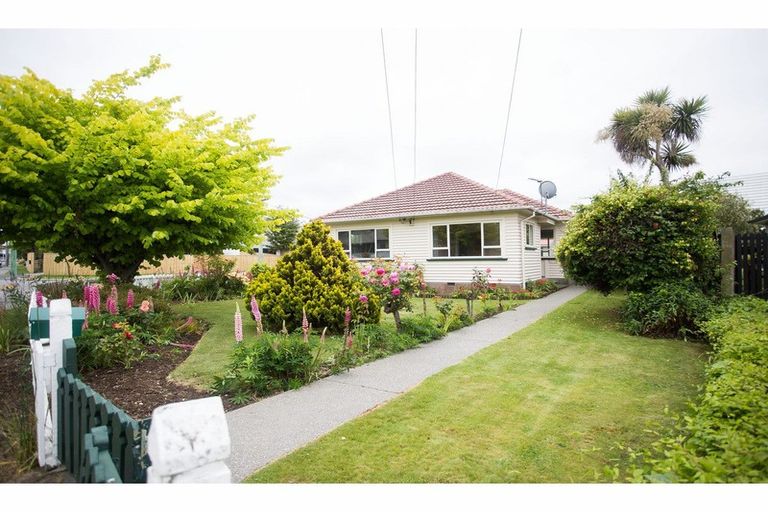 Photo of property in 101 Mcfaddens Road, St Albans, Christchurch, 8052