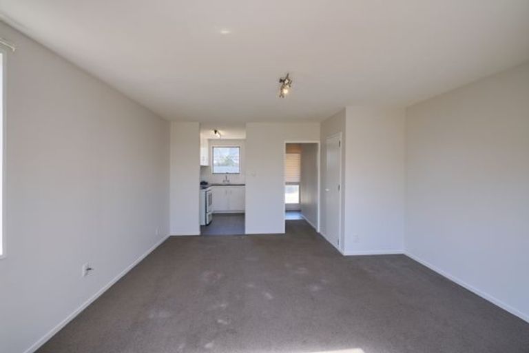 Photo of property in 4/477 Hereford Street, Linwood, Christchurch, 8011