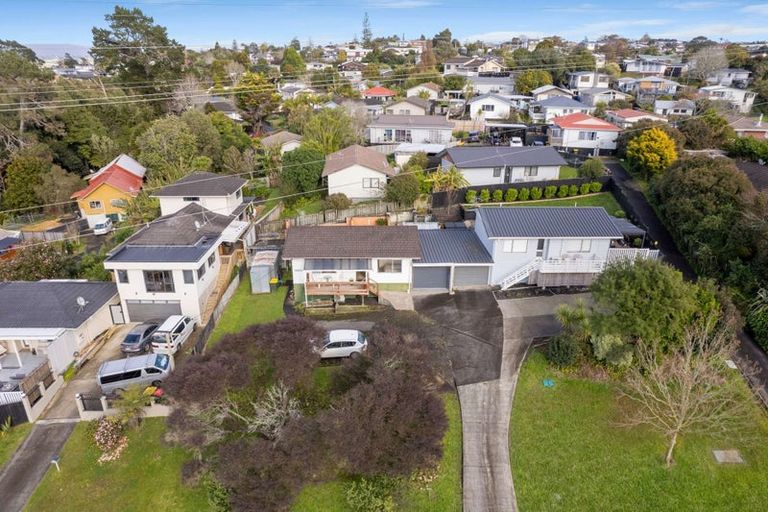 Photo of property in 2/321 Triangle Road, Massey, Auckland, 0614